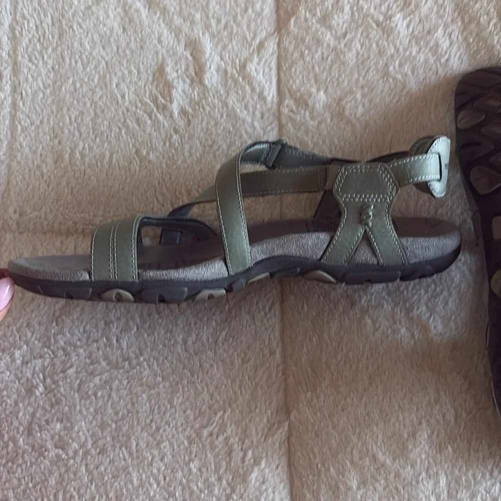 Green and Grey Merrell Sandals - Picture 3 of 6